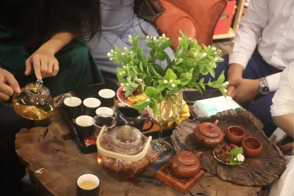 Hanoi tea culture